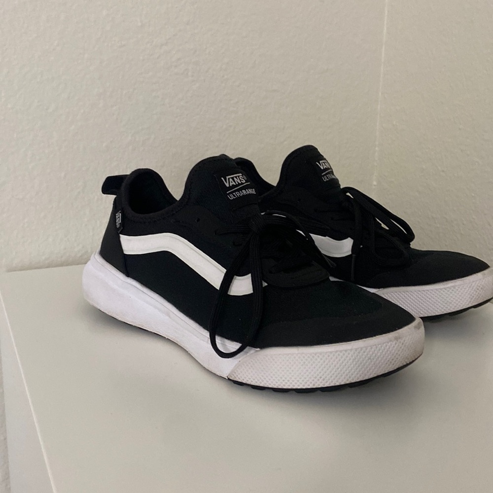 VANS ULTRARANGE SNEAKERS